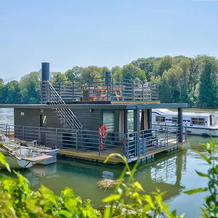 WeStay HOUSE BOAT. Une maison sur l'eau Conflans-Sainte-Honorine Extérieur photo